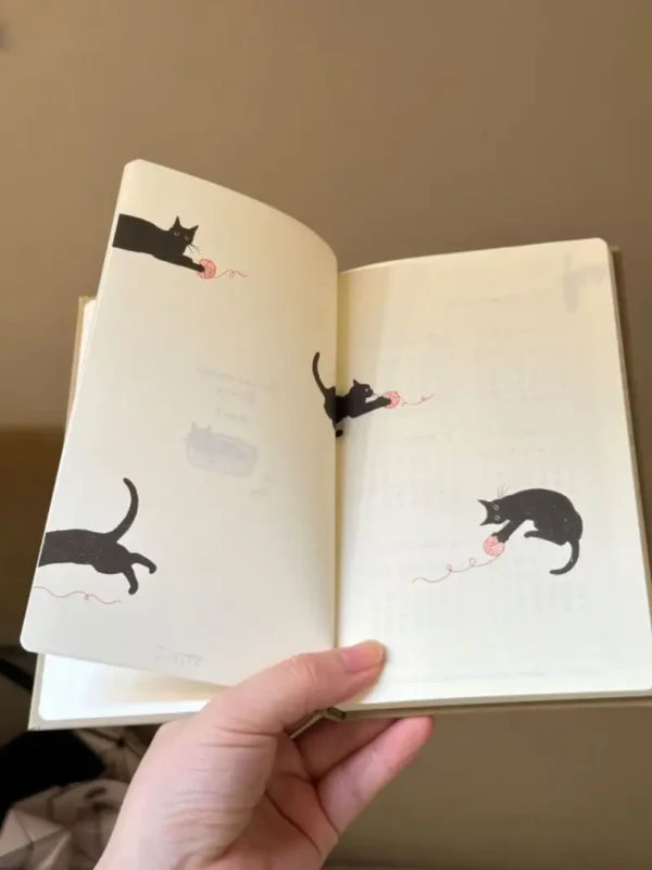 1f3828992d244540a0212004d985f1a6-goods.webp 1pc 2025 Cycle Plan B6 Cute Black Cat Design Linen Notebook